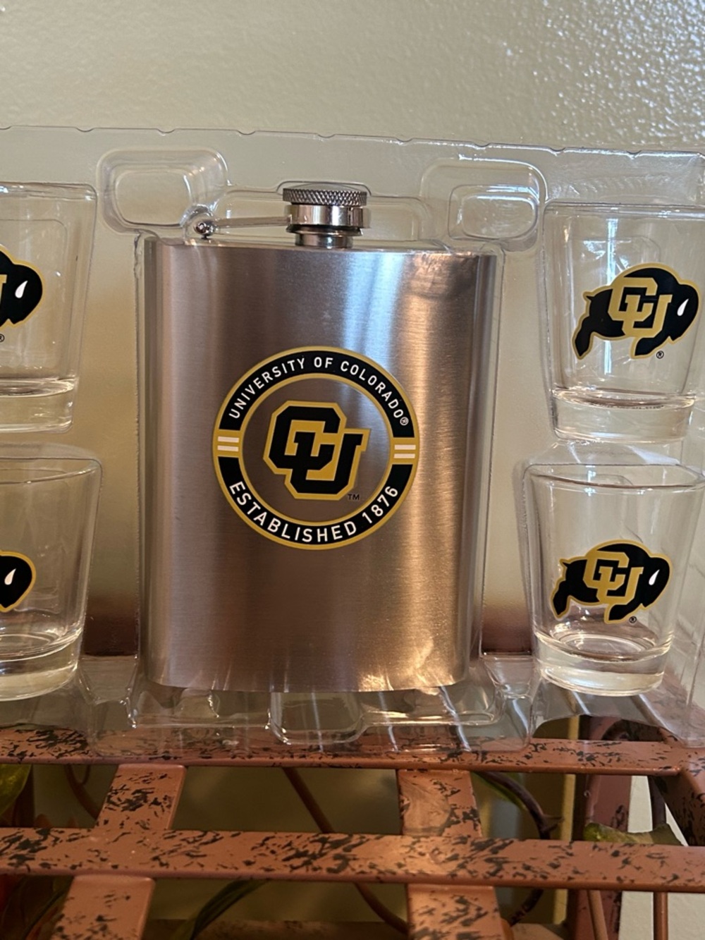 Colorado Buffaloes Stainless Steel Flask and Shot Glass Set New in Box
